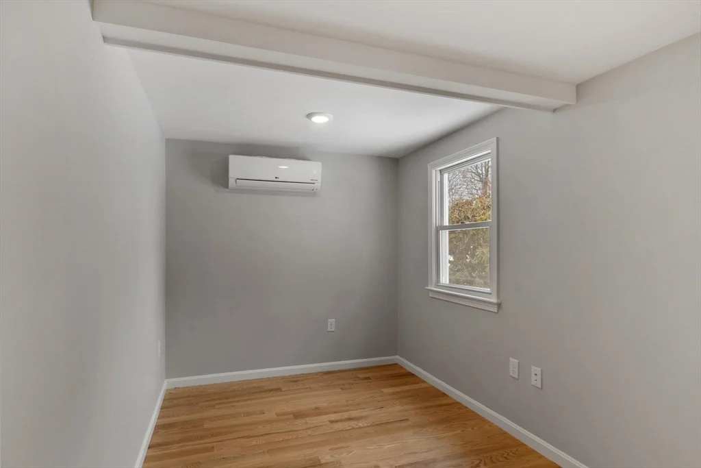 2 bed, 1 bath apartment for rent at 31 Birch Rd Unit 0, Nabnasset — photo 12 of 27