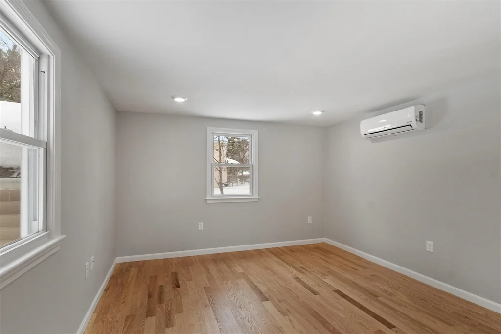 2 bed, 1 bath apartment for rent at 31 Birch Rd Unit 0, Nabnasset — photo 16 of 27