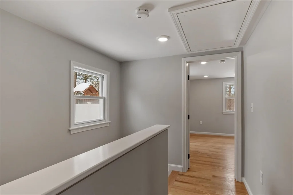 2 bed, 1 bath apartment for rent at 31 Birch Rd Unit 0, Nabnasset — photo 10 of 27