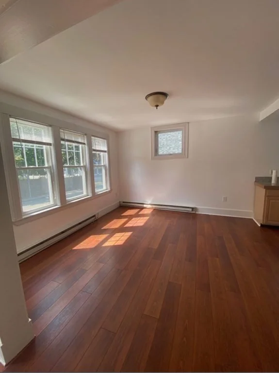 3 bed, 2 bath apartment for rent at 31 Blanchard Rd Unit 1, Mid Cambridge — photo 7 of 18