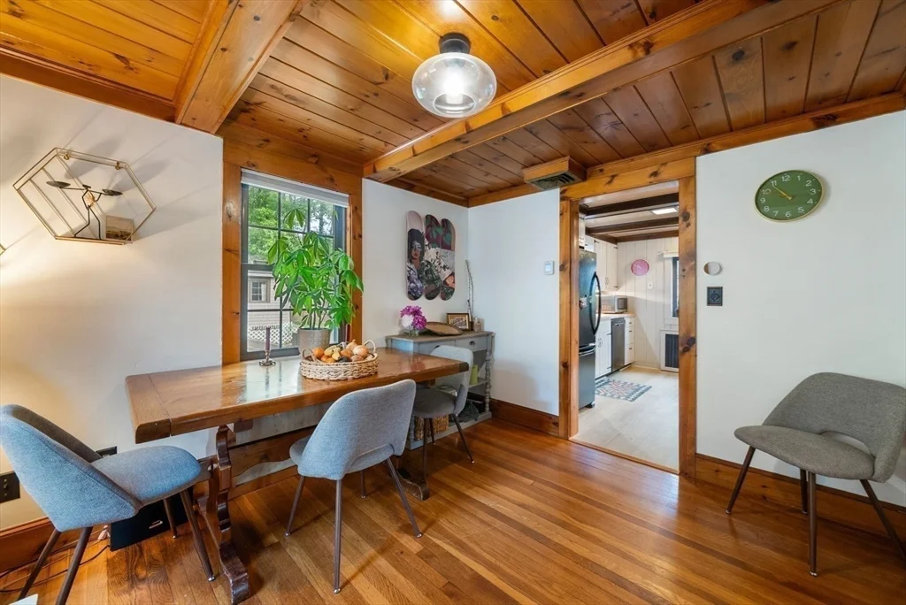 3 bed, 1 bath apartment for rent at 31 Braeburn Rd, Hyde Park — photo 16 of 37