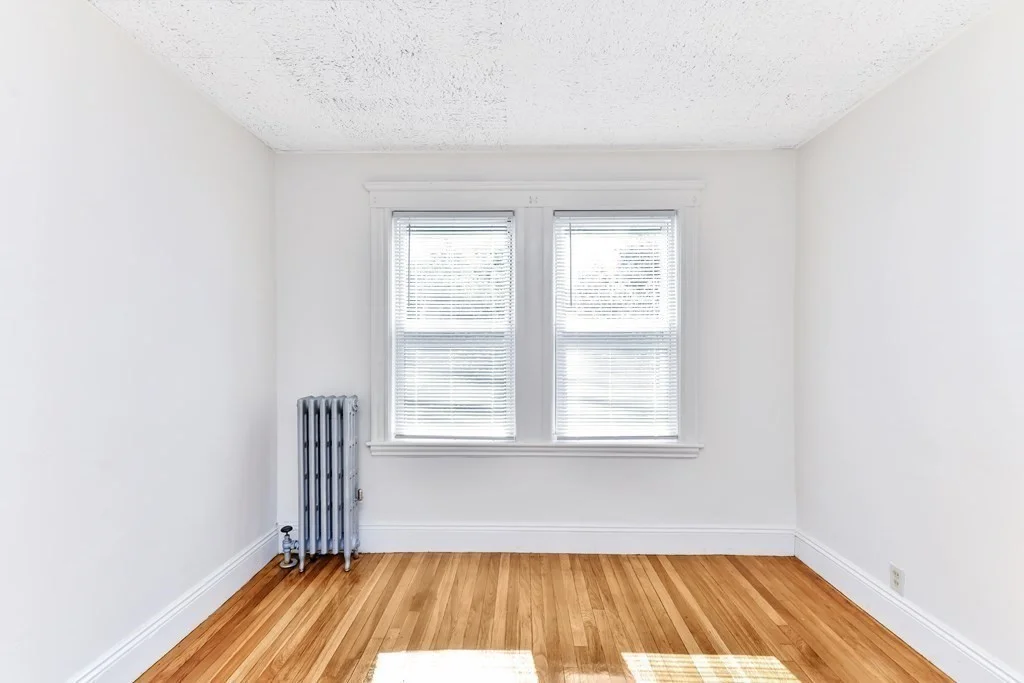 2 bed, 1 bath apartment for rent at 31 Brainard St Unit 1, Hyde Park — photo 6 of 24