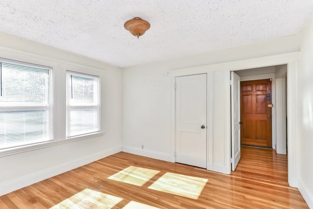 2 bed, 1 bath apartment for rent at 31 Brainard St Unit 1, Hyde Park — photo 4 of 24