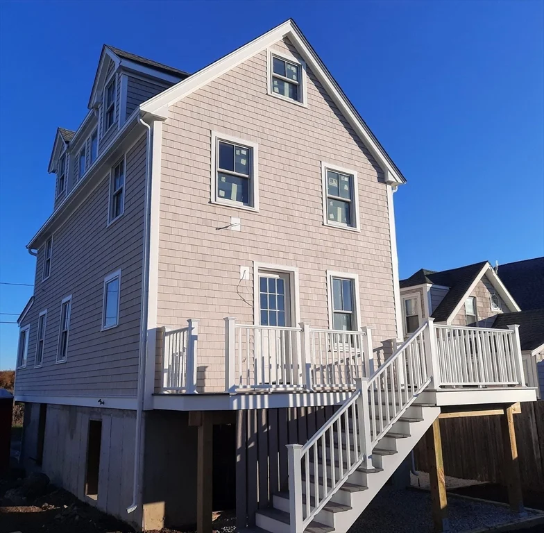 3 bed, 2 bath apartment for rent at 31 Branch St Unit 31, Marshfield