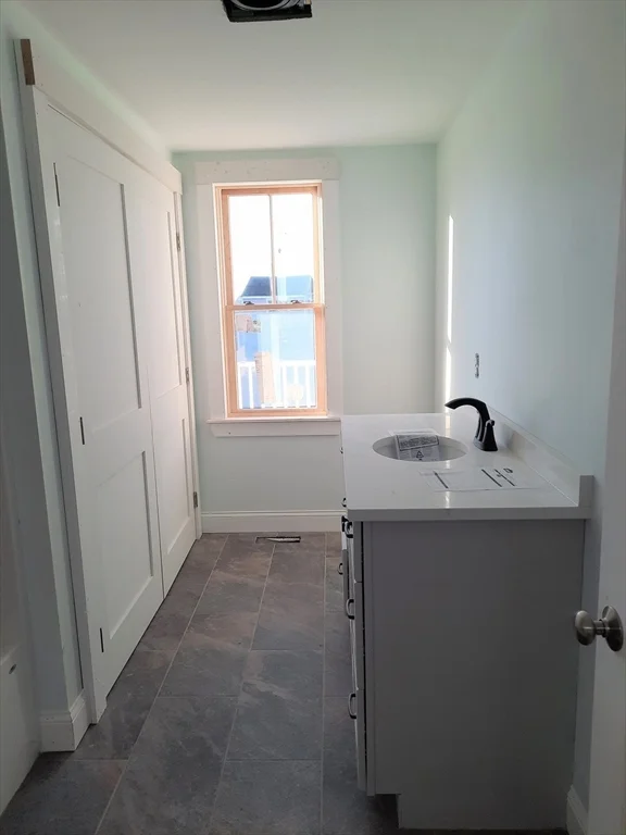 3 bed, 2 bath apartment for rent at 31 Branch St Unit 31, Marshfield — photo 6 of 9