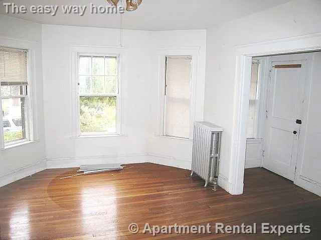 2 bed, 1 bath apartment for rent at 31 Buena Vista Park Unit 1, Porter Square — photo 2 of 7