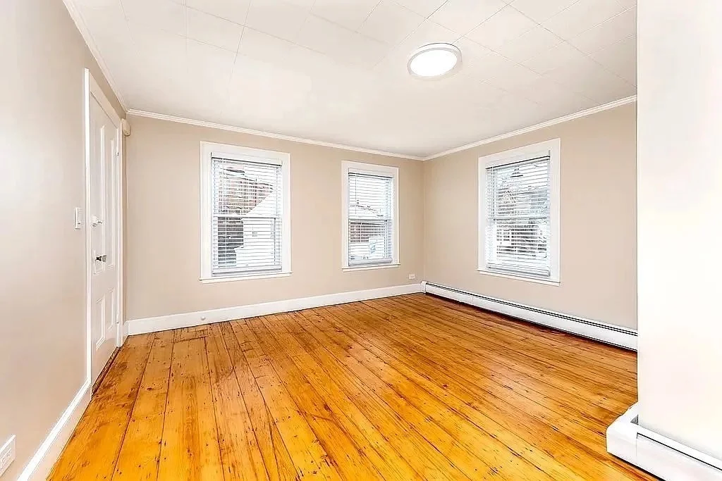 1 bed, 1 bath apartment for rent at 31 Cabot Unit 3, Beverly — photo 6 of 9