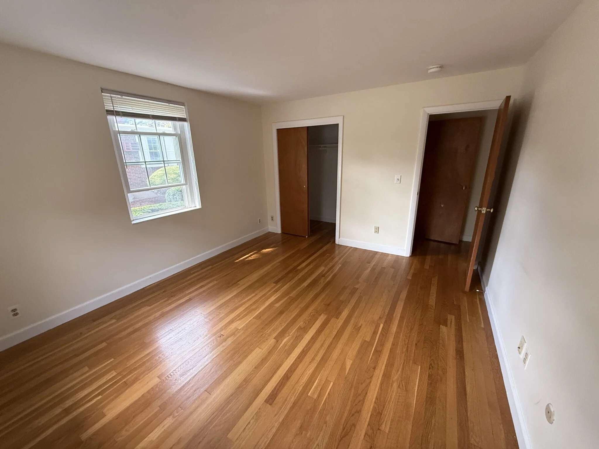 3 bed, 2 bath apartment for rent at 31 Captain Parker Arms Unit 12, Lexington — photo 13 of 18