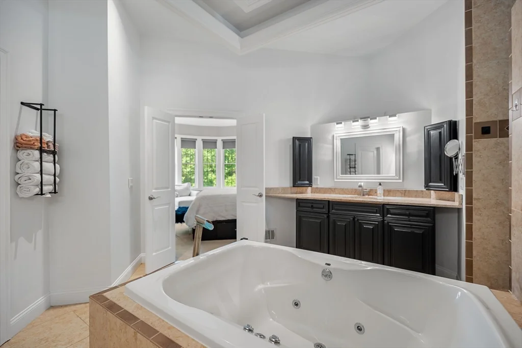 5 bed, 4+ bath apartment for rent at 31 Cedar St, North Reading — photo 19 of 41