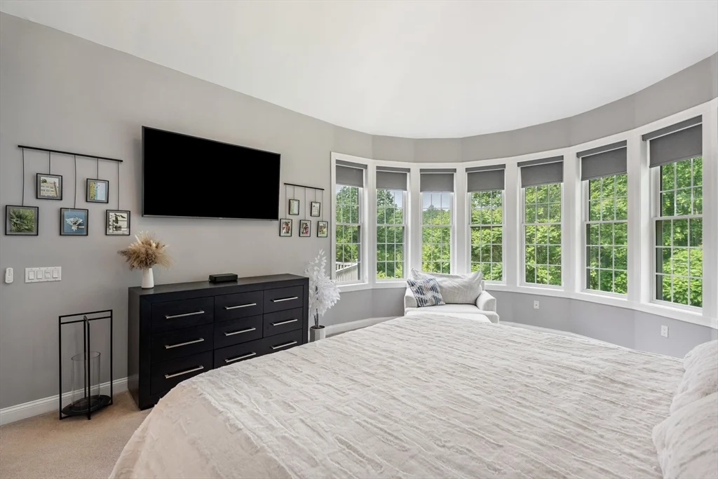 5 bed, 4+ bath apartment for rent at 31 Cedar St, North Reading — photo 17 of 41