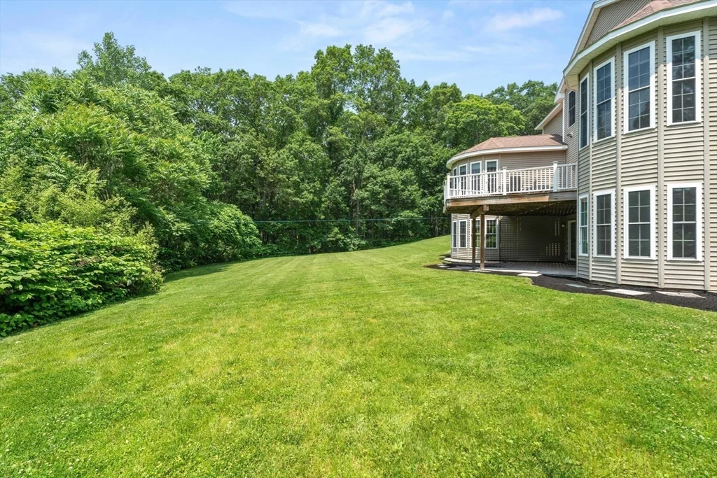 5 bed, 4+ bath apartment for rent at 31 Cedar St, North Reading — photo 34 of 41