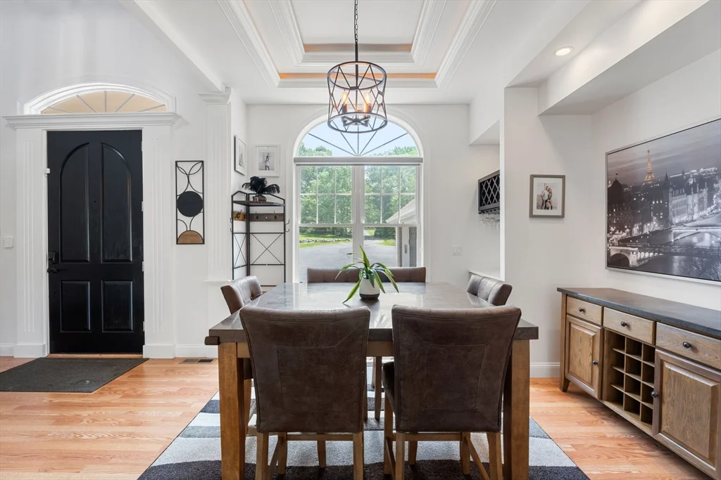 5 bed, 4+ bath apartment for rent at 31 Cedar St, North Reading — photo 9 of 41