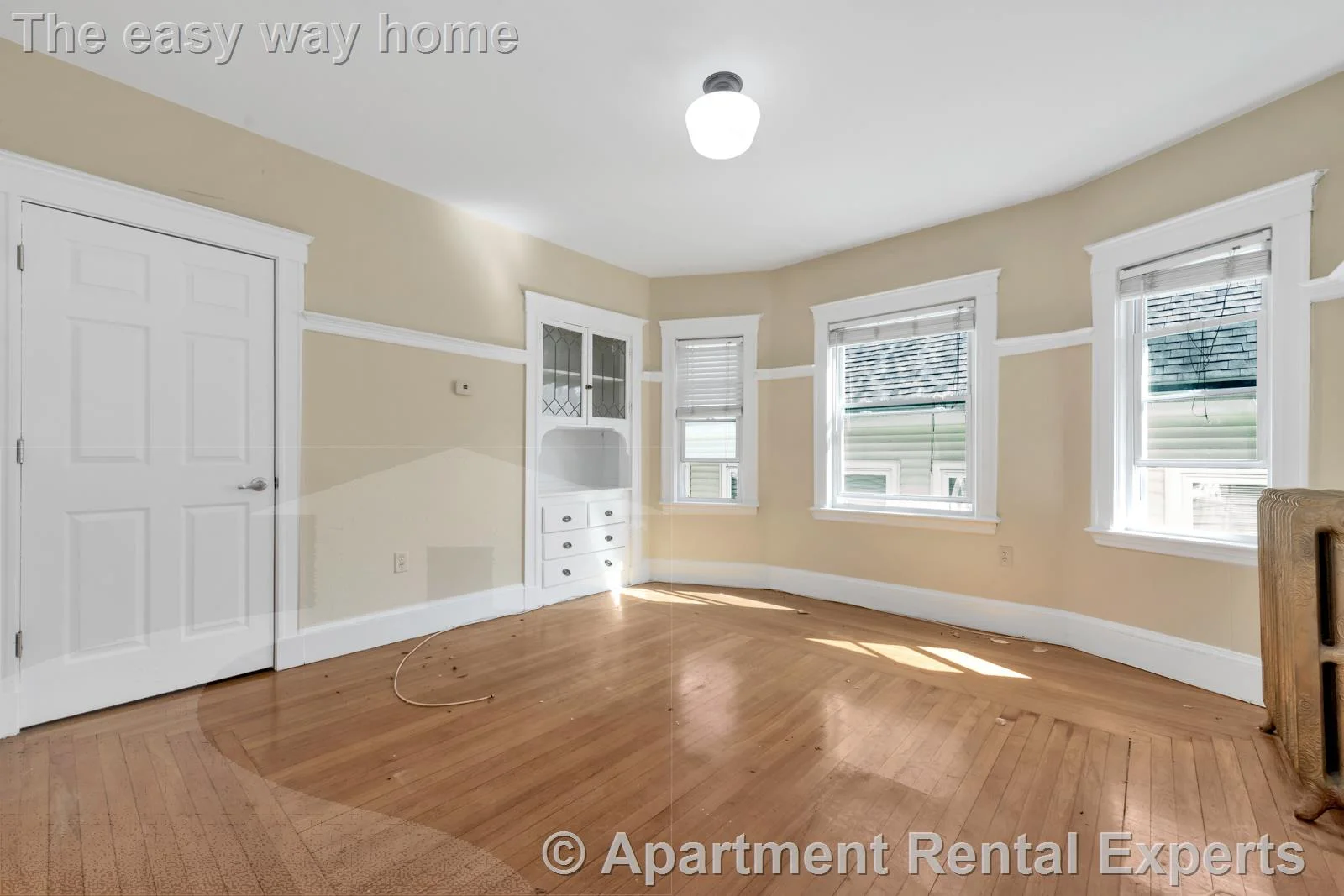 6 bed, 3 bath apartment for rent at 31 Champney St Unit 2, Brighton — photo 14 of 23