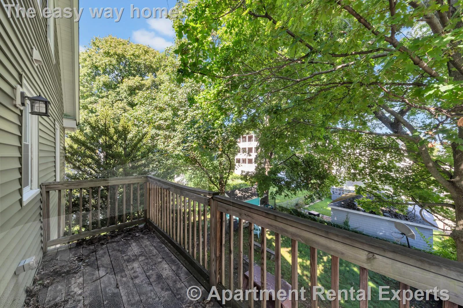 6 bed, 3 bath apartment for rent at 31 Champney St Unit 2, Brighton — photo 20 of 23
