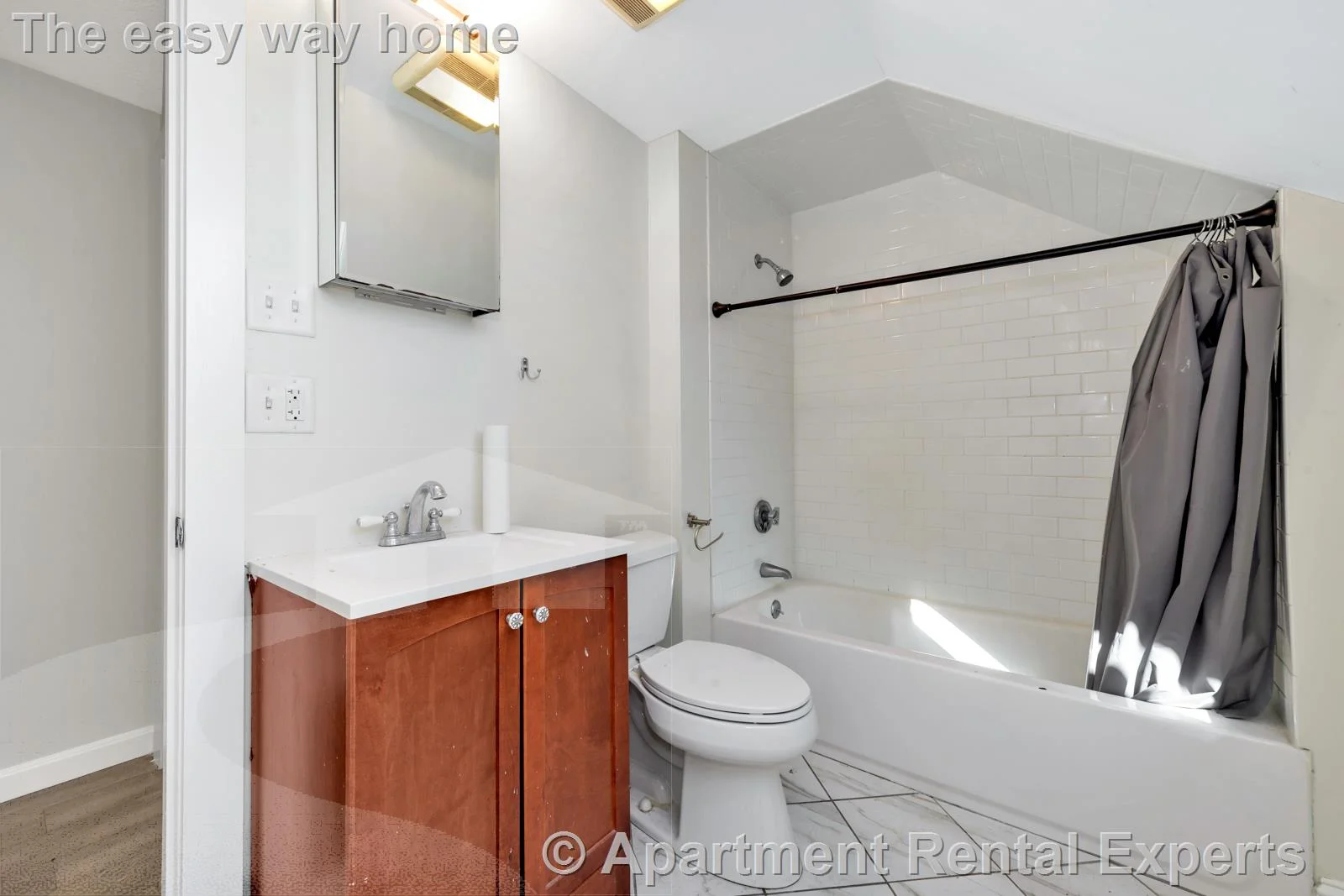 6 bed, 3 bath apartment for rent at 31 Champney St Unit 2, Brighton — photo 9 of 23