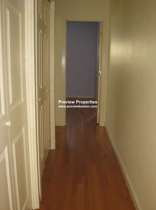 2 bed, 2 bath apartment for rent at 31 Channing St Unit 1P, Newton Corner — photo 6 of 8