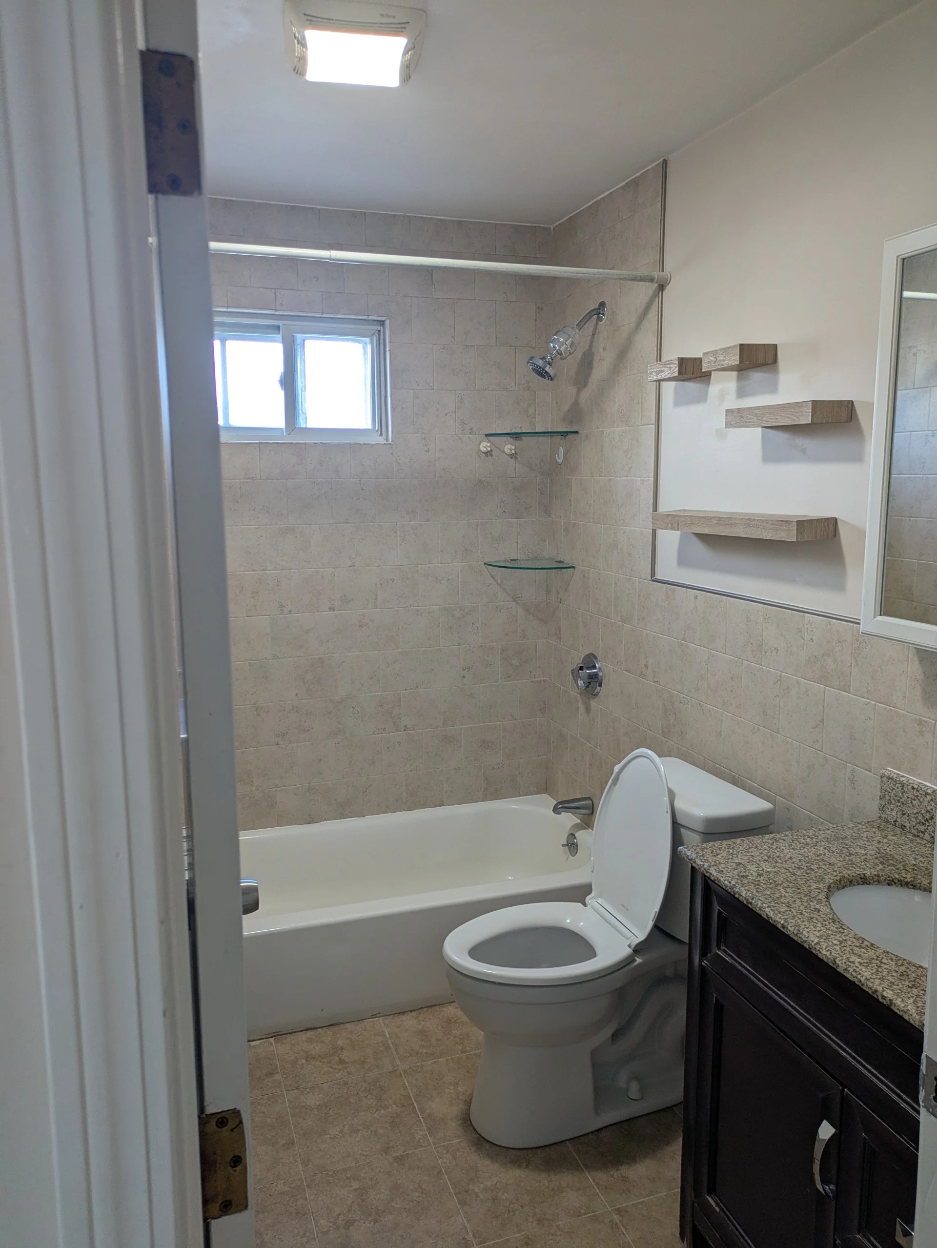 3 bed, 1 bath apartment for rent at 31 Chaucer St Unit 2, East Boston — photo 4 of 8