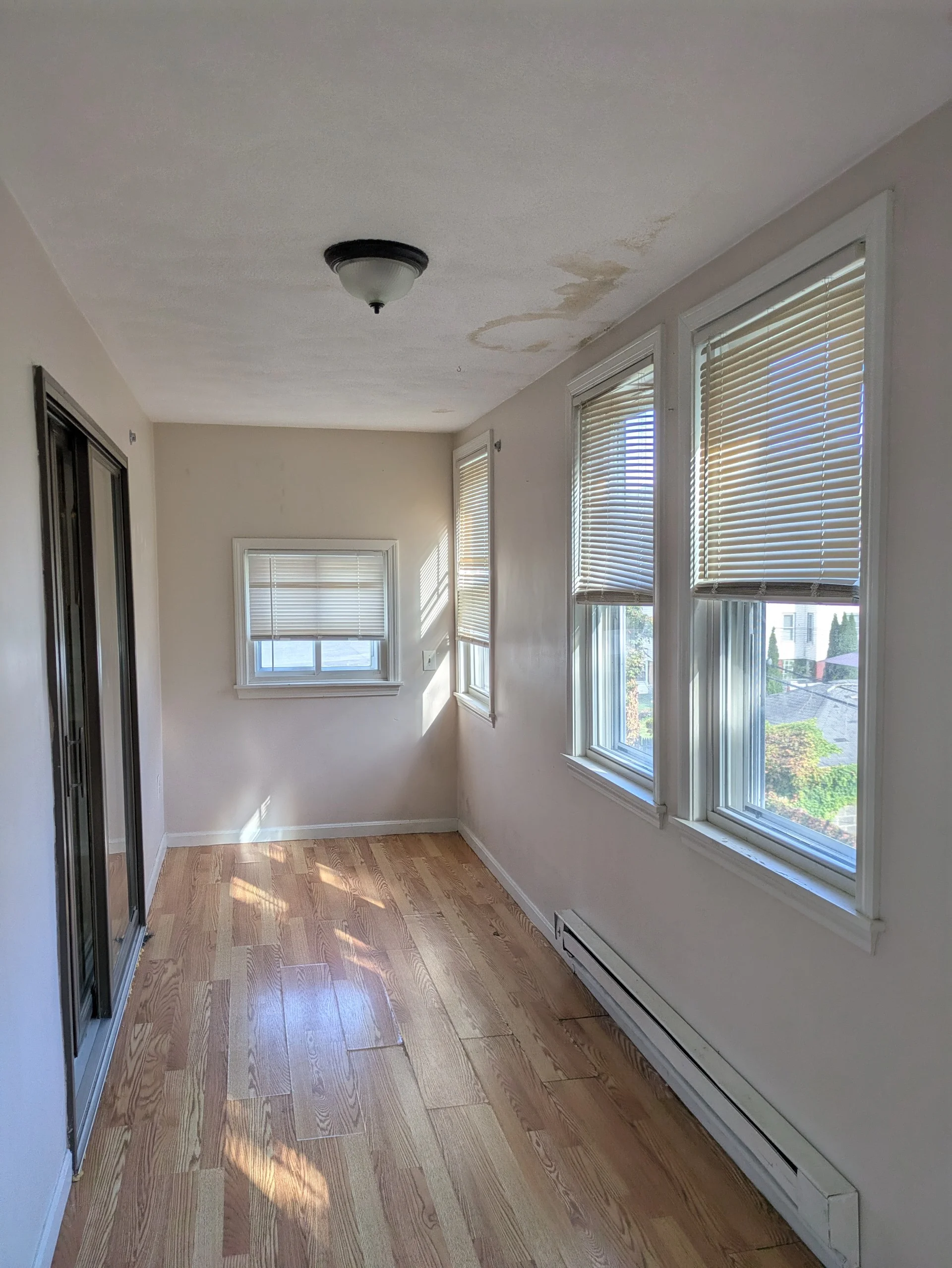 3 bed, 1 bath apartment for rent at 31 Chaucer St Unit 2, East Boston — photo 2 of 8