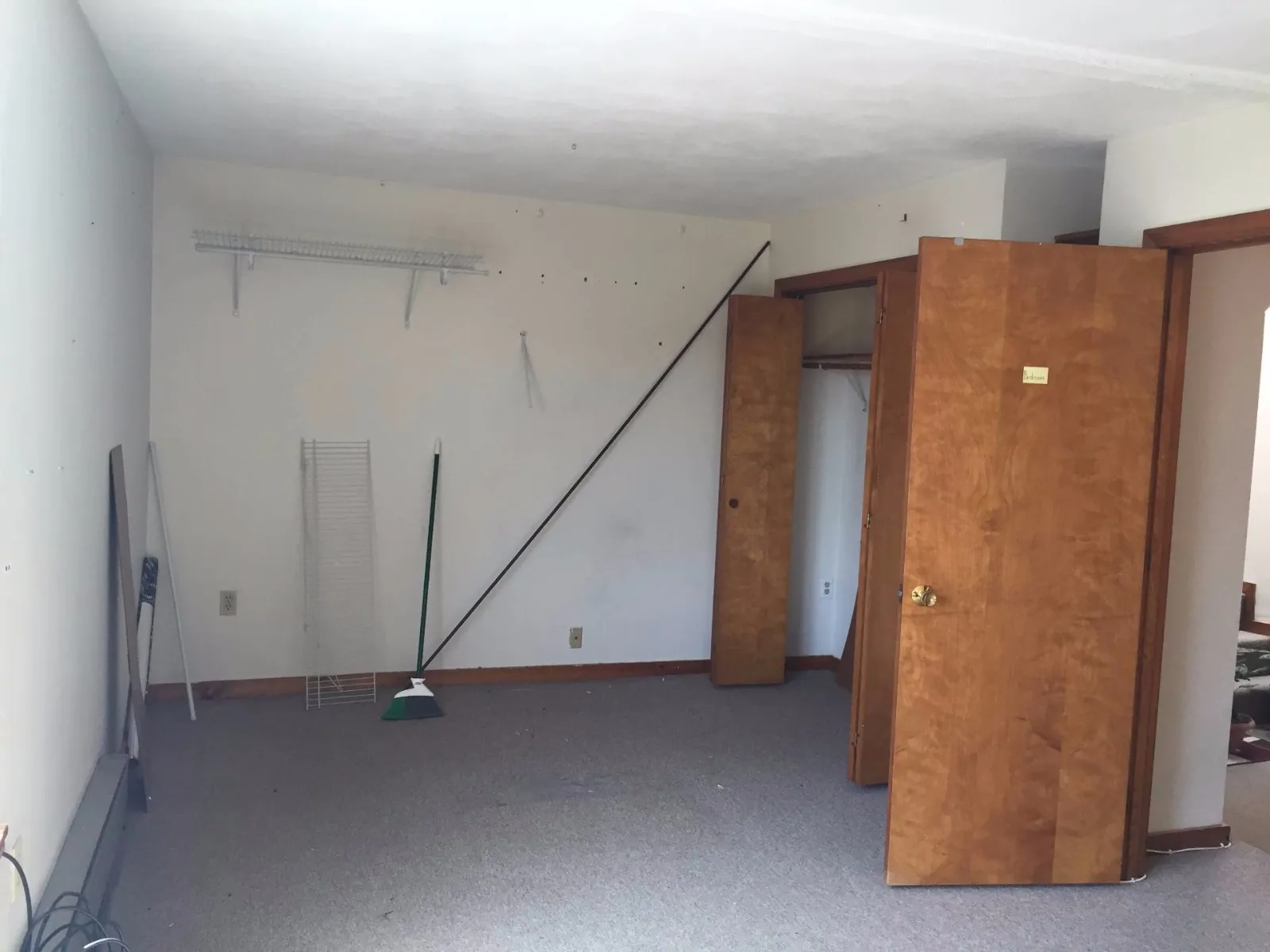 1 bed, 1 bath apartment for rent at 31 Chelsea St Unit 4, East Boston — photo 4 of 9