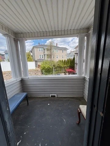4 bed, 1 bath apartment for rent at 31 Choate St Unit 2, Fall River — photo 10 of 11