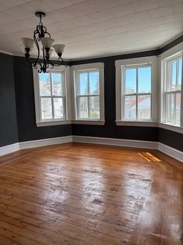4 bed, 1 bath apartment for rent at 31 Choate St Unit 2, Fall River