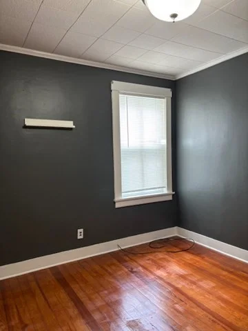 4 bed, 1 bath apartment for rent at 31 Choate St Unit 2, Fall River — photo 5 of 11