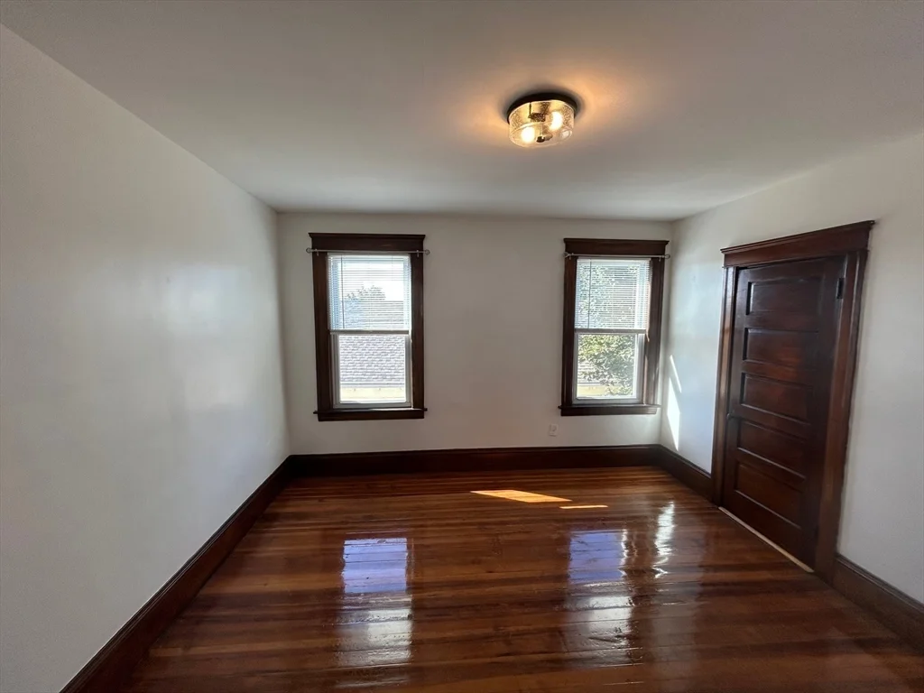 3 bed, 1 bath apartment for rent at 31 Chrome St Unit 3, Worcester — photo 17 of 26