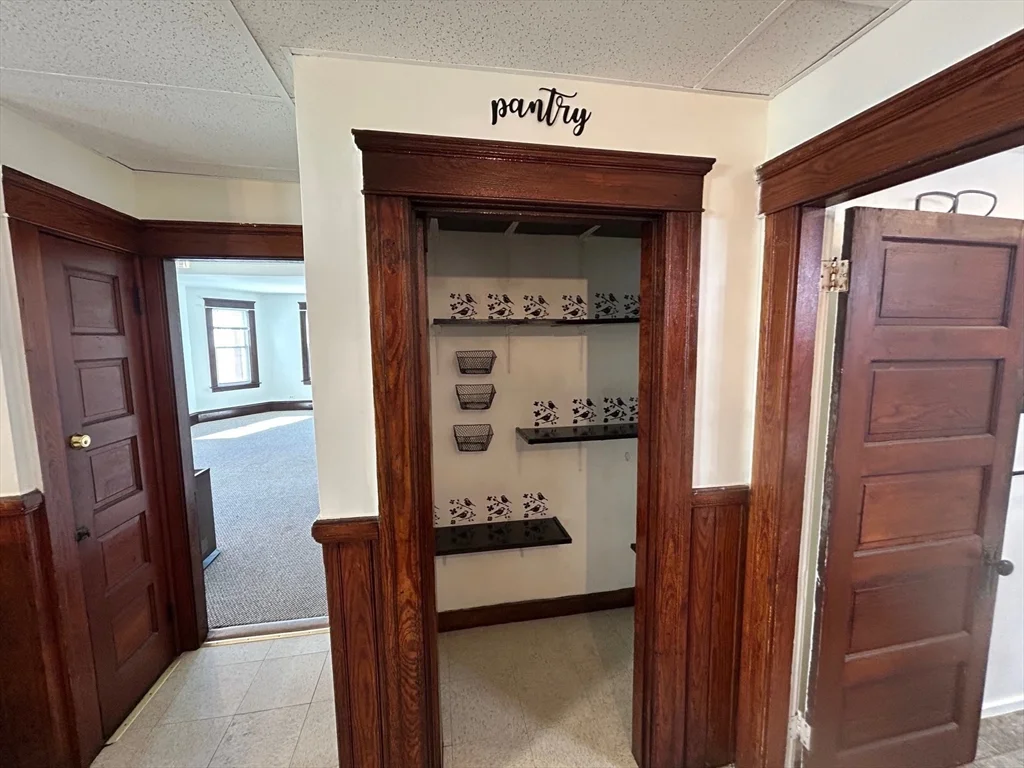 3 bed, 1 bath apartment for rent at 31 Chrome St Unit 3, Worcester — photo 11 of 26