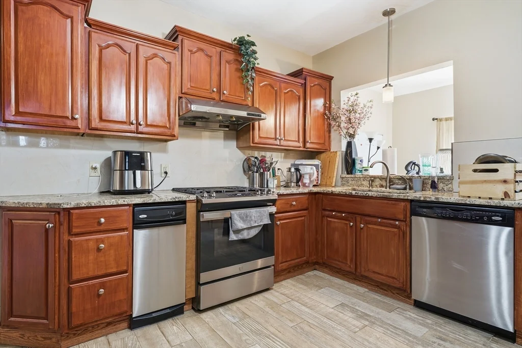 2 bed, 2 bath apartment for rent at 31 Church St Unit 31, Mansfield — photo 8 of 28