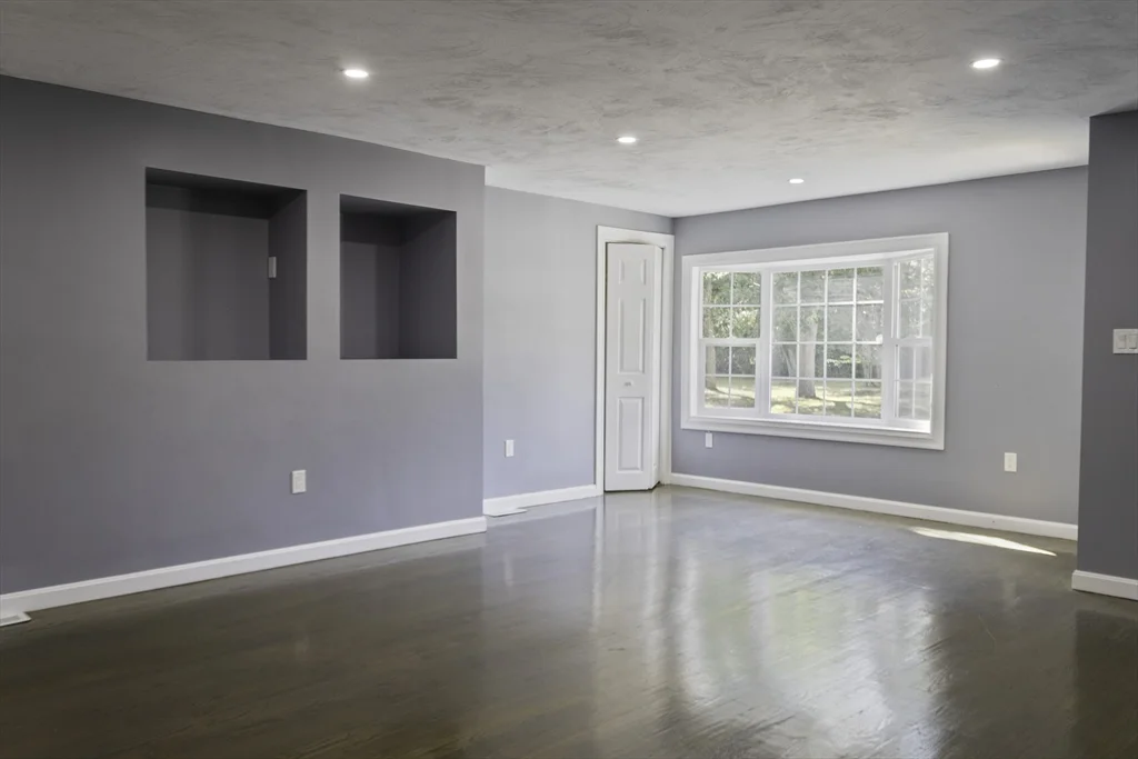 2 bed, 1 bath apartment for rent at 31 Cochato St Unit 2, Randolph — photo 15 of 17