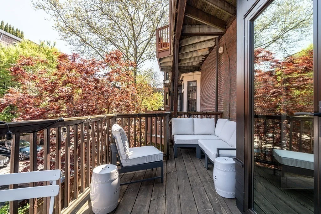 2 bed, 2 bath apartment for rent at 31 Concord Sq Unit 2, South End — photo 10 of 21