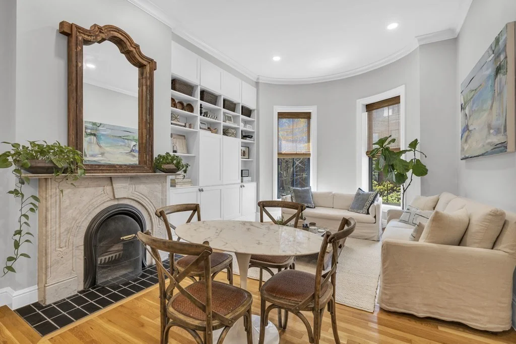 2 bed, 2 bath apartment for rent at 31 Concord Sq Unit 2, South End