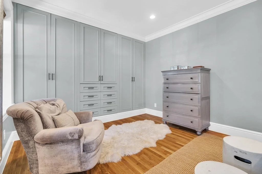 2 bed, 2 bath apartment for rent at 31 Concord Sq Unit 2, South End — photo 16 of 21