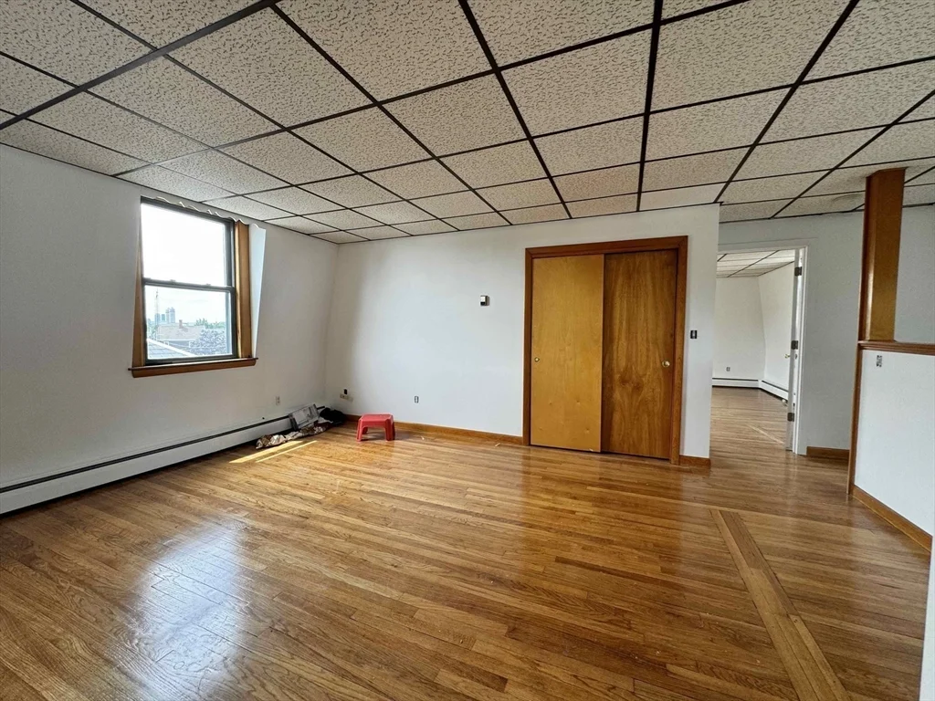 2 bed, 1 bath apartment for rent at 31 Corey St Unit 3, Everett — photo 7 of 9