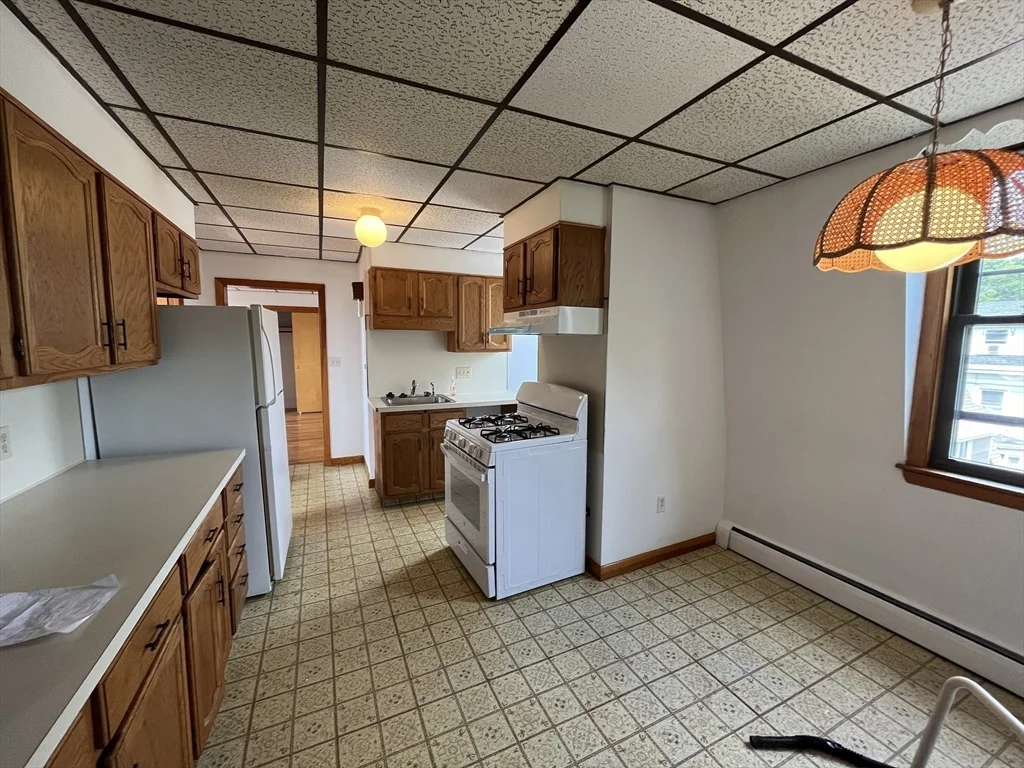 2 bed, 1 bath apartment for rent at 31 Corey St Unit 3, Everett — photo 1 of 9