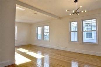 3 bed, 2 bath apartment for rent at 31 Crest Ave Unit B, Chelsea — photo 5 of 21
