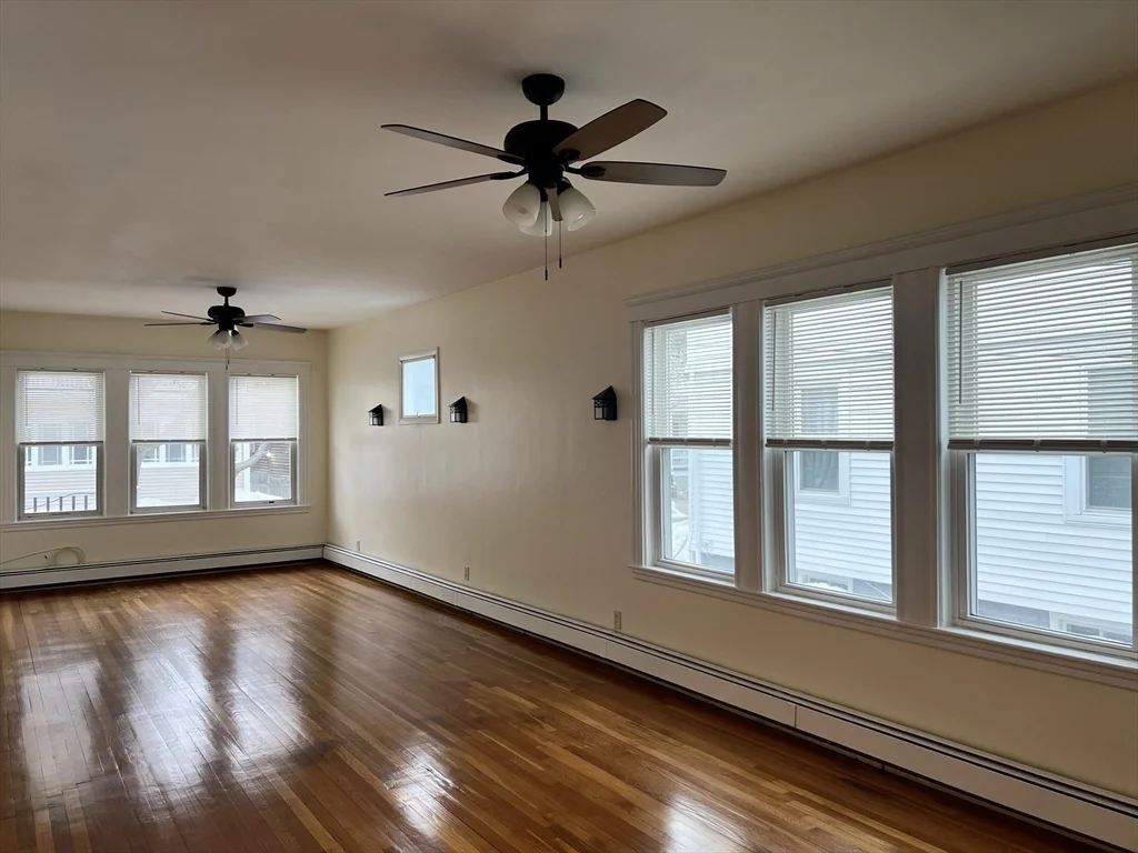 3 bed, 1 bath apartment for rent at 31 Cutler St Unit 1, Winthrop — photo 6 of 16