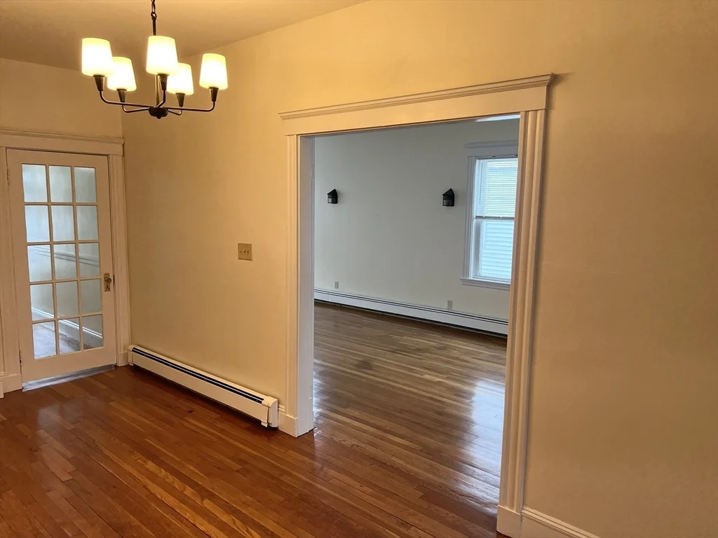 3 bed, 1 bath apartment for rent at 31 Cutler St Unit 1, Winthrop — photo 9 of 16