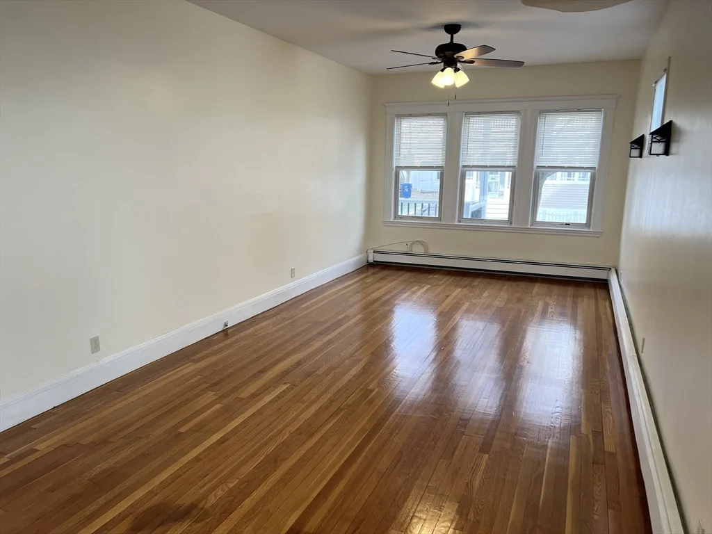 3 bed, 1 bath apartment for rent at 31 Cutler St Unit 1, Winthrop — photo 8 of 16