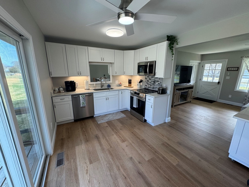 3 bed, 2 bath apartment for rent at 31 Deane Rd, Bernardston — photo 15 of 32