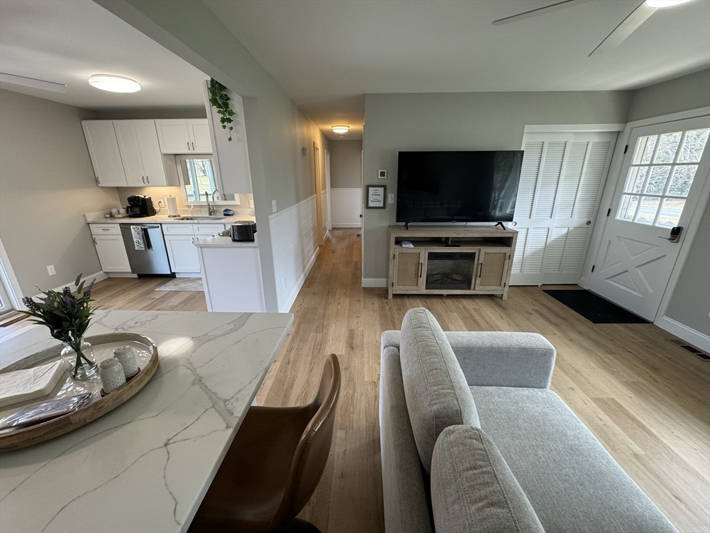 3 bed, 2 bath apartment for rent at 31 Deane Rd, Bernardston — photo 9 of 32