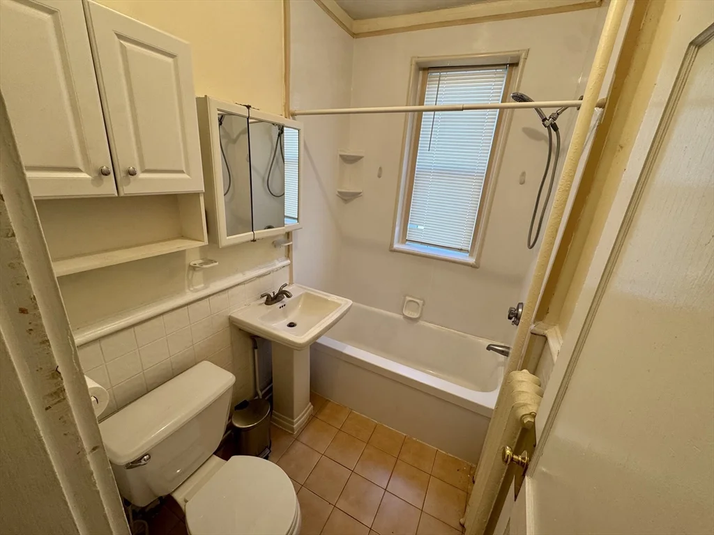 1 bed, 1 bath apartment for rent at 31 Dennison Ave Unit 1, Framingham — photo 11 of 11
