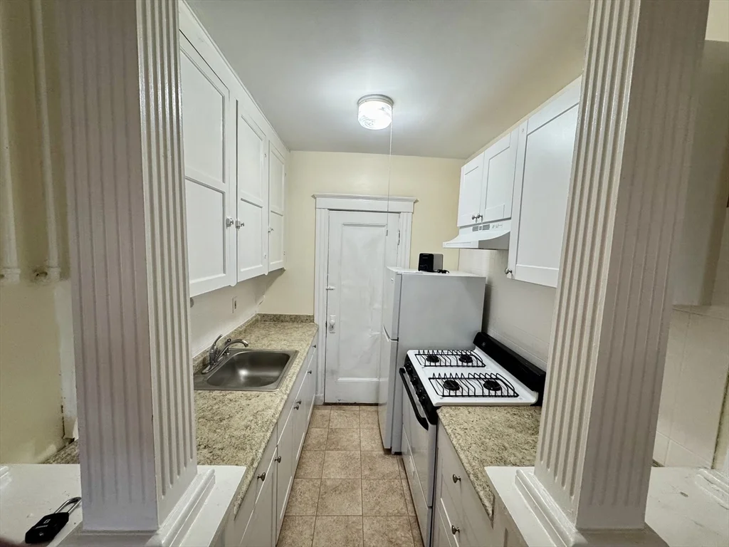1 bed, 1 bath apartment for rent at 31 Dennison Ave Unit 16, Framingham — photo 7 of 11