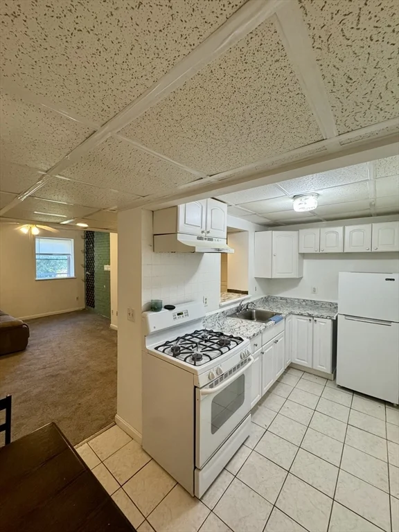 1 bed, 1 bath apartment for rent at 31 Dennison Ave Unit D, Framingham — photo 11 of 12