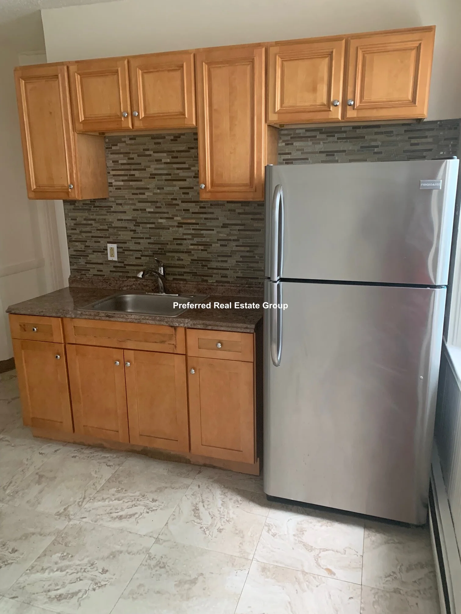 4 bed, 1 bath apartment for rent at 31 Dunreath St Unit 1, Roxbury — photo 2 of 11