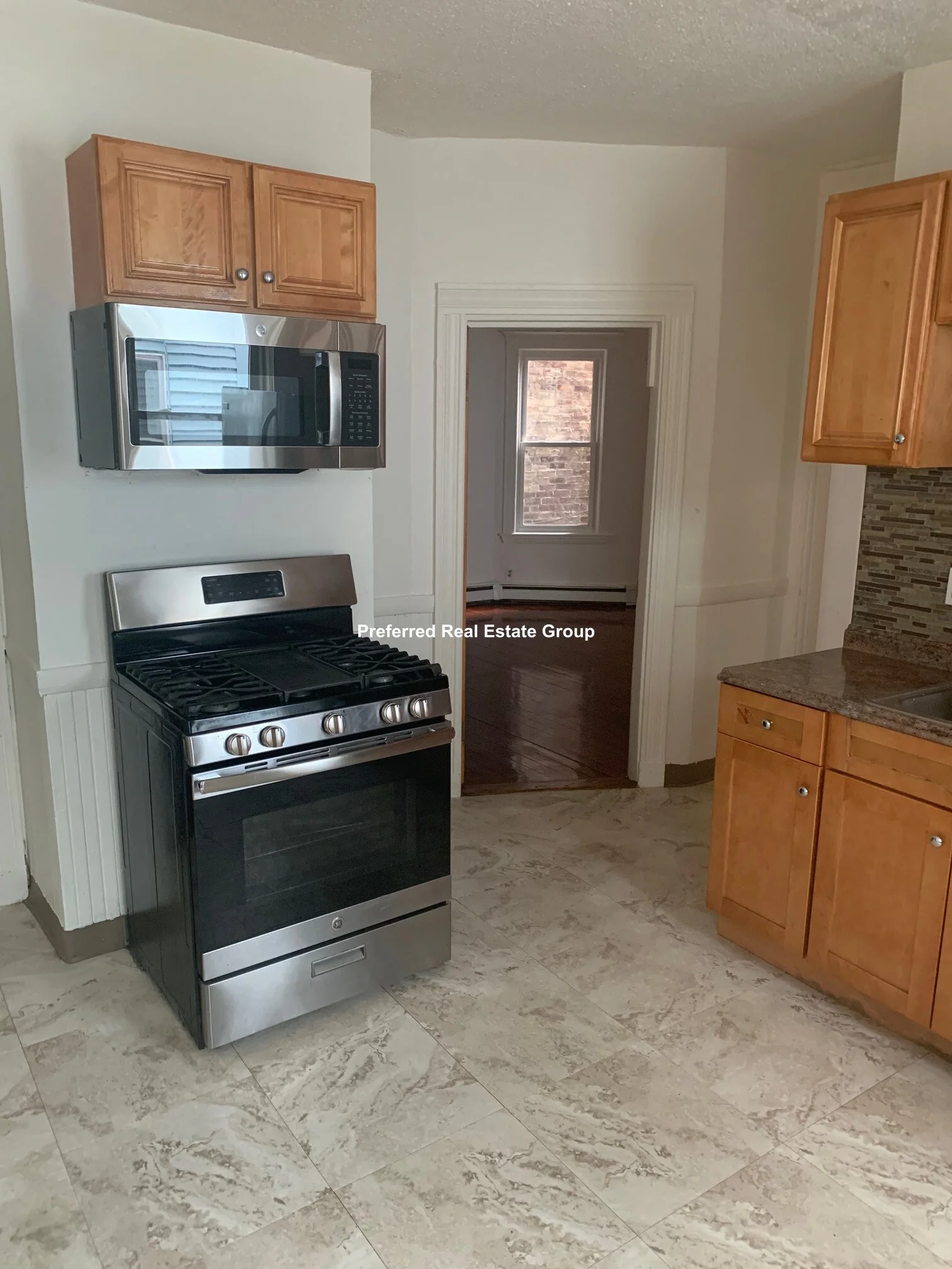 4 bed, 1 bath apartment for rent at 31 Dunreath St Unit 1, Roxbury