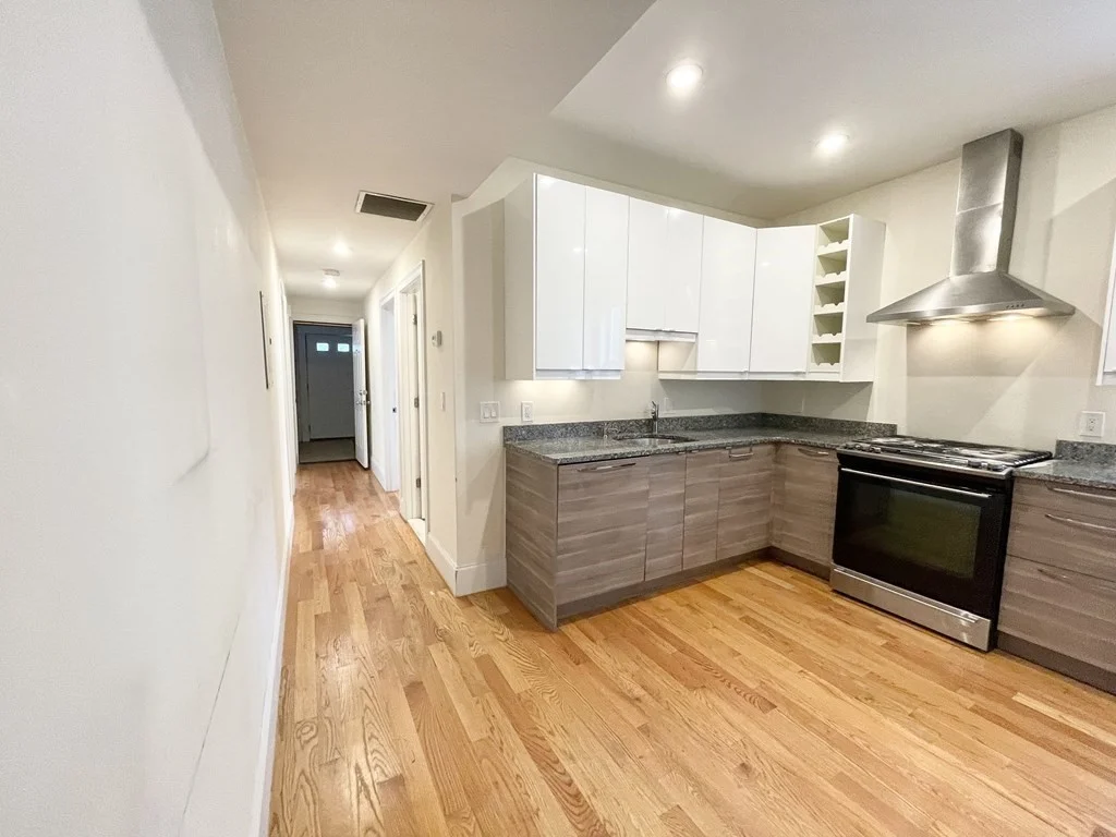 3 bed, 1 bath apartment for rent at 31 Edison Green Unit 1, Dorchester — photo 1 of 10