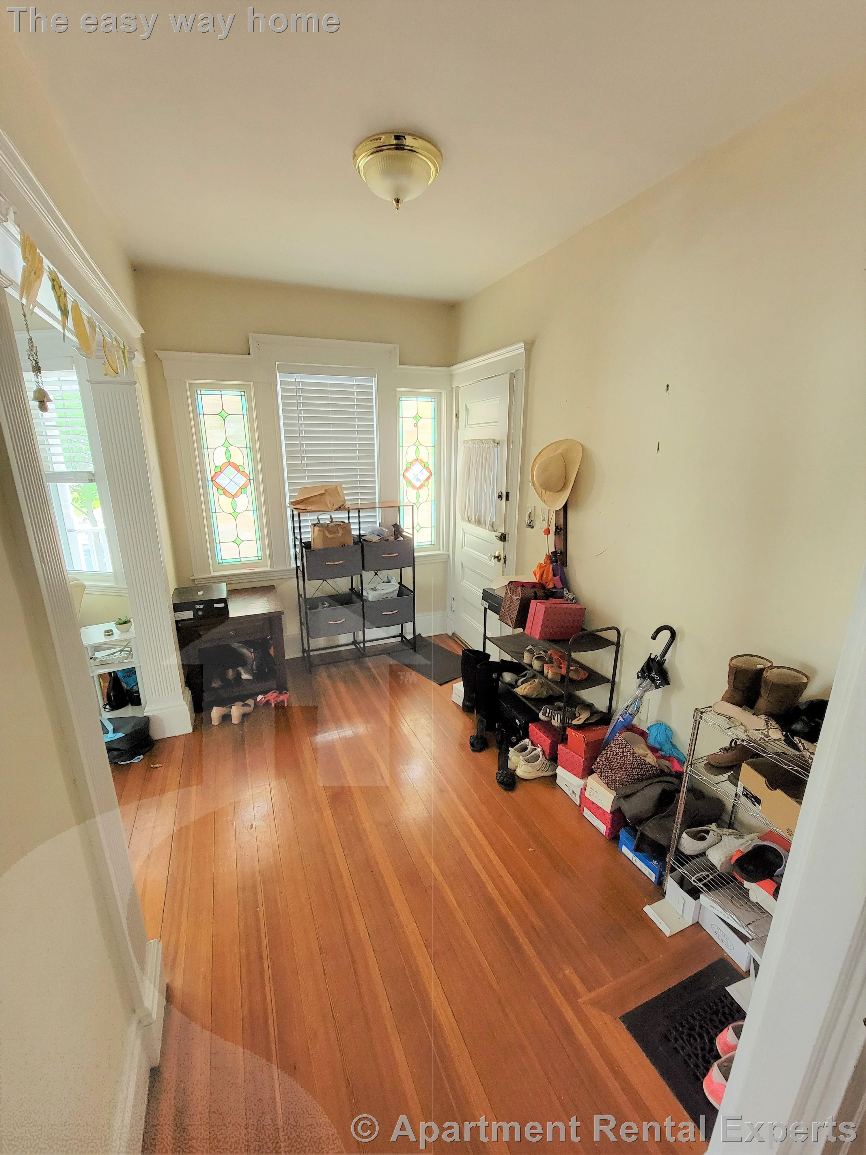 3 bed, 1 bath apartment for rent at 31 Electric Ave Unit 1, Davis Square — photo 2 of 18