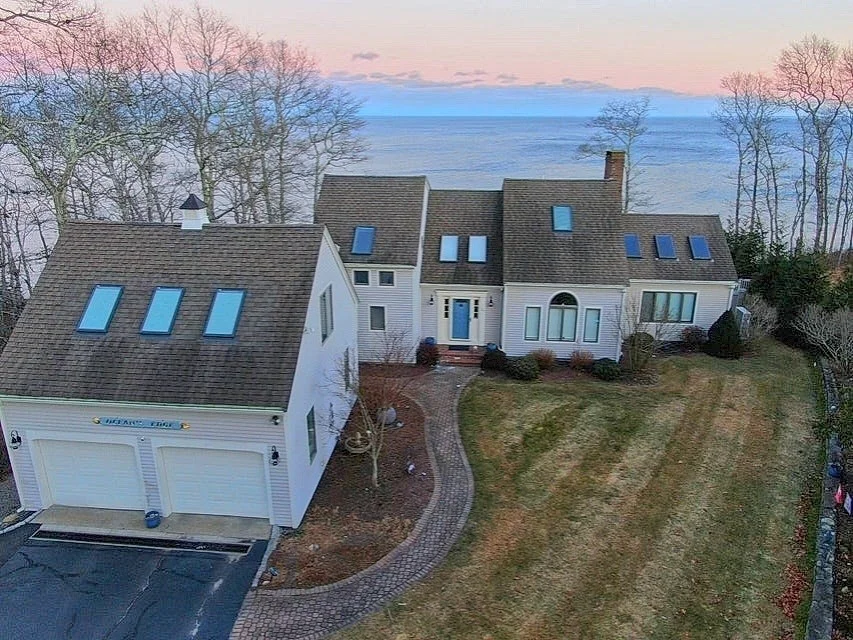 4 bed, 4+ bath apartment for rent at 31 Ellisville Rd Unit YEAR ROUND, Ellisville