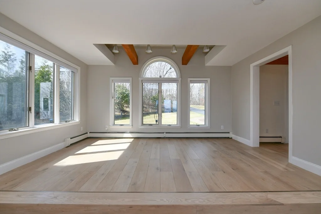 4 bed, 4+ bath apartment for rent at 31 Ellisville Rd Unit YEAR ROUND, Ellisville — photo 17 of 37